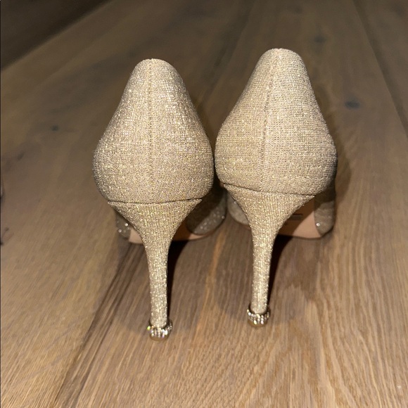 Badgley Mischka Cher Crystal Gold Heels Sz 9 - Picture 7 of 8